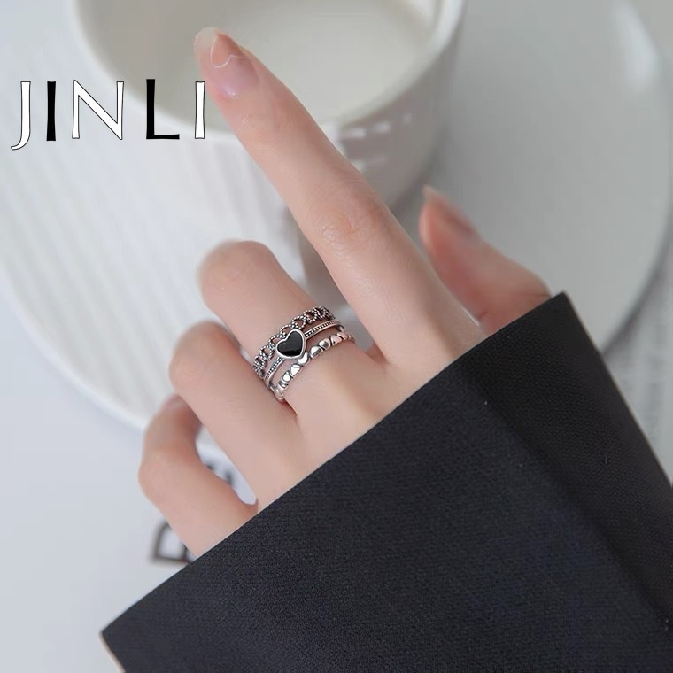 Nhẫn hình trái tim thời trang sành điệu dành cho nữ