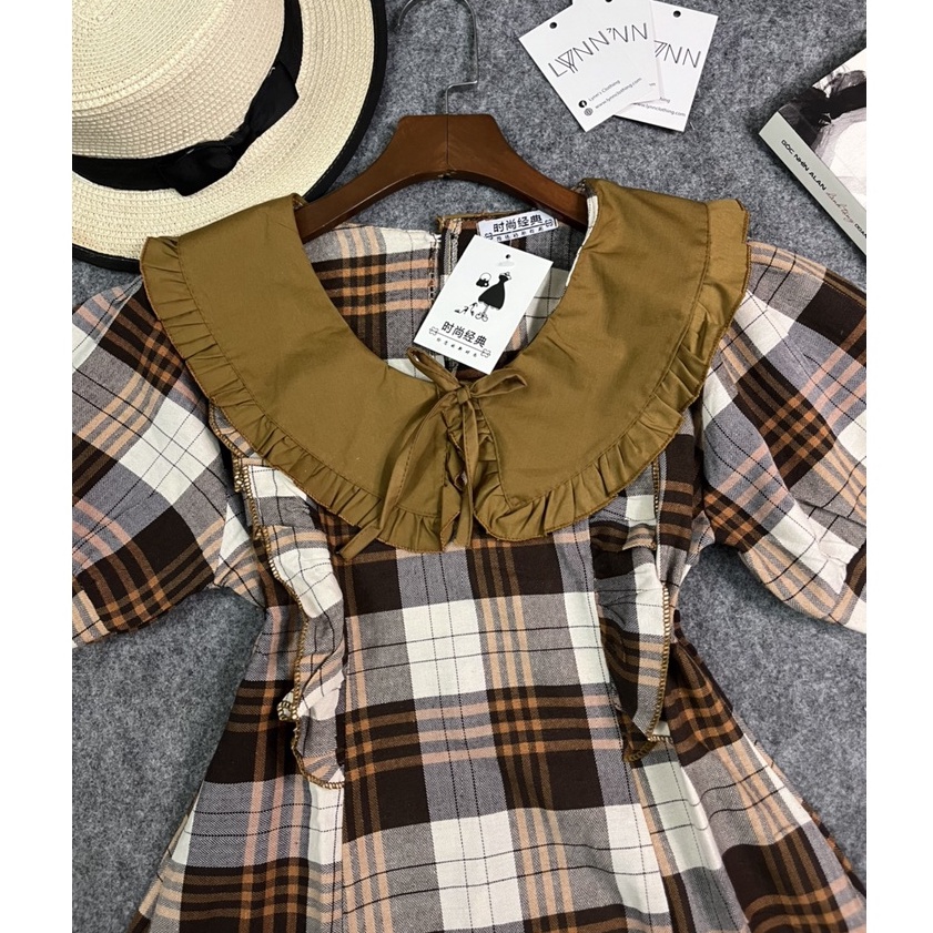 ĐẦM CARO XOÈ BABY DOLL ĐUÔI CÁ CỔ BÈO NHÚN