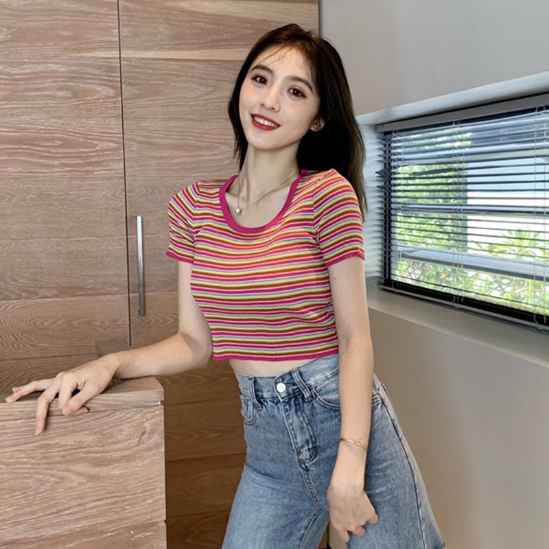 [Mã FAMAYWA giảm 10K đơn 50K] Áo thun cổ chữ U ngắn tay kiểu Hàn Quốc | BigBuy360 - bigbuy360.vn