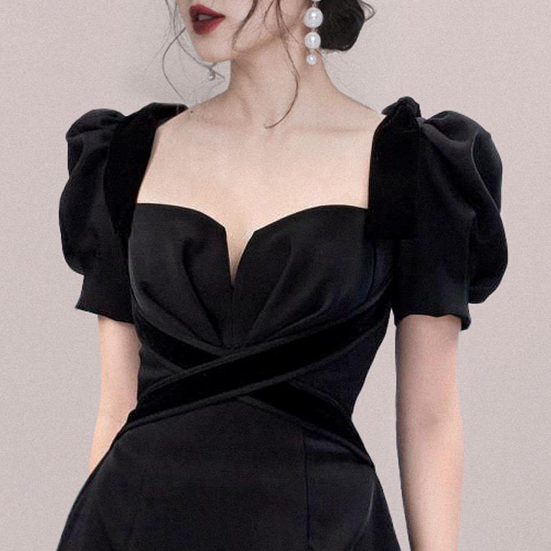 Đầm Đen Nhỏ Cao Cấp Nhẹ Phong Cách Thời Trang Sang Trọng Cho Nữ | BigBuy360 - bigbuy360.vn