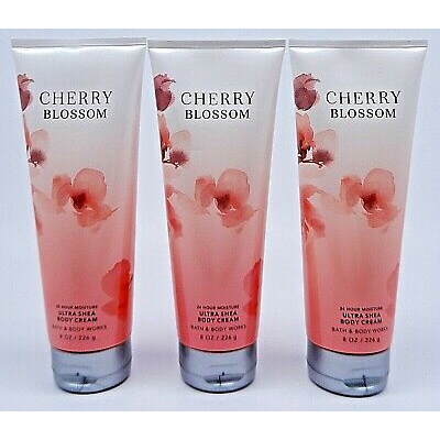 Sữa dưỡng thể Bath &amp; Body Works Cherry Blossom Ultra Shea Body Cream 226g