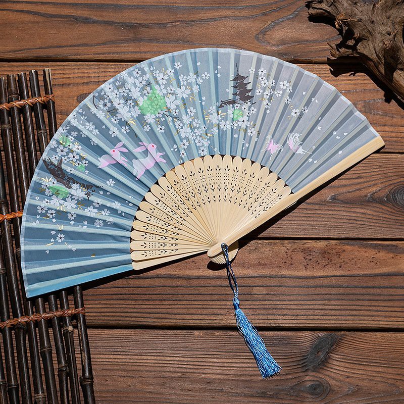 Quạt cổ trang xếp nan trúc dây tuyến vải lụa cầm tay gập gọn phong cách cosplay cổ đại Trung Quốc