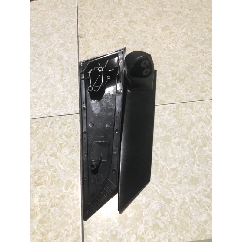Đế chân gương toyota innova 2006-2016 lắp zin
