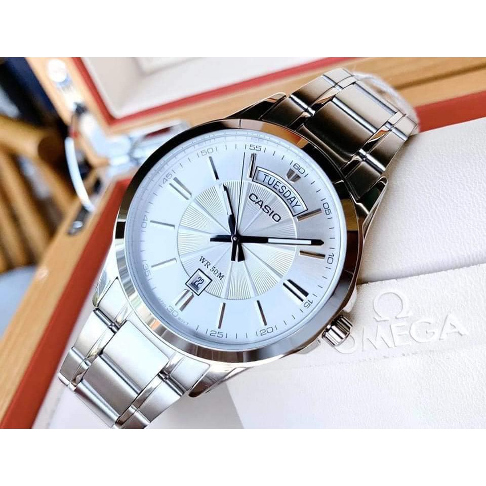 Đồng hồ nam Casio MTP-1381D-7A một trong những thiết kế đơn giản nhưng đầy ấn tượng nhất cho nam