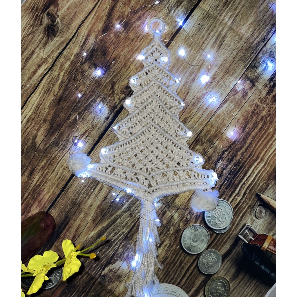 Cây thông noel cao 1m, cây thông treo tường trang trí dễ thương làm bằng dây cotton macrame