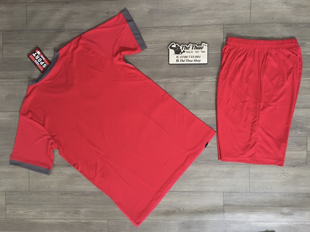 Bộ thể thao Không logo đỏ | BigBuy360 - bigbuy360.vn