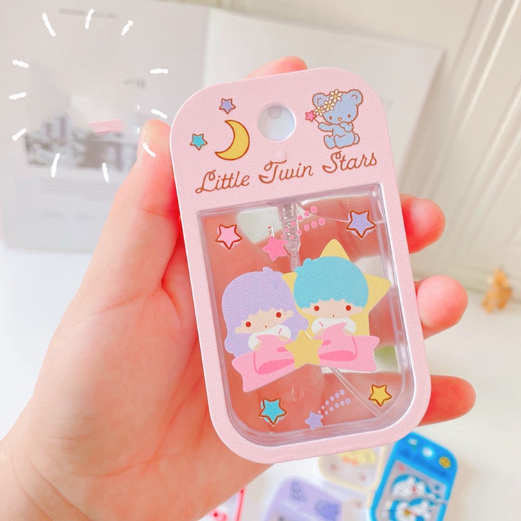 [Hàng mới về] Chai dựng nước hoa/cồn khử trùng dạng xịt hình chữ nhật họa tiết hoạt hình 45ml