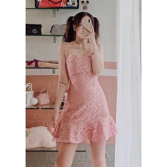 Đầm ren 2 dây xoè