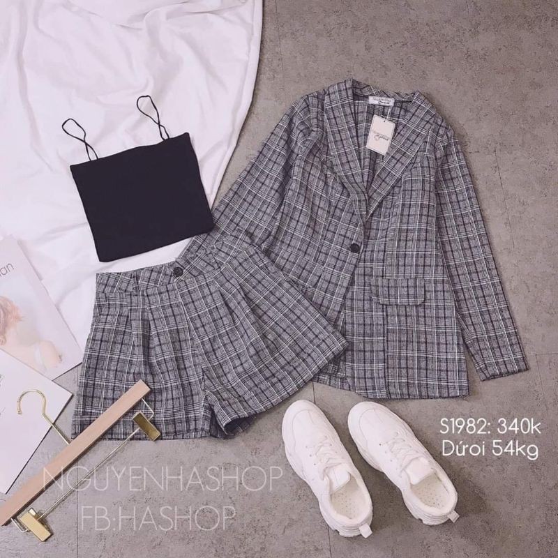set vest caro + quần short + áo ống đen