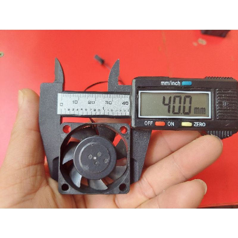 Quạt tản nhiệt Nidec 24v 4cm×4cm×1.5cm tháo máy.