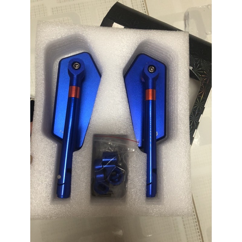 KÍNH CHIẾU HẬU RIZOMA XÉO KÈM PHỤ KIỆN