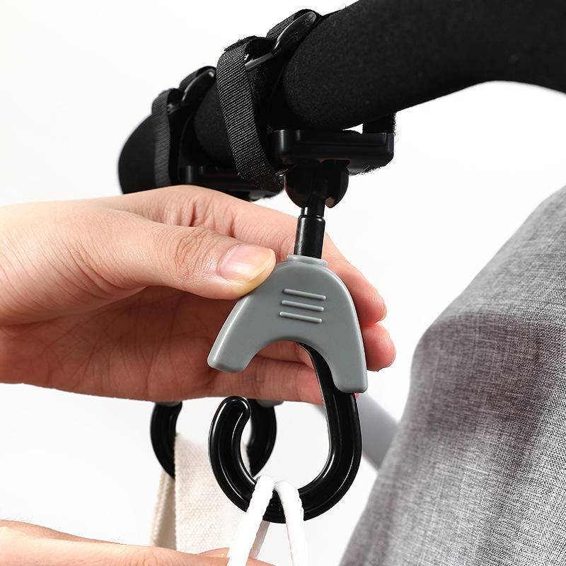 Set 2 móc treo đồ xoay 360 độ đa năng gắn xe đẩy em bé