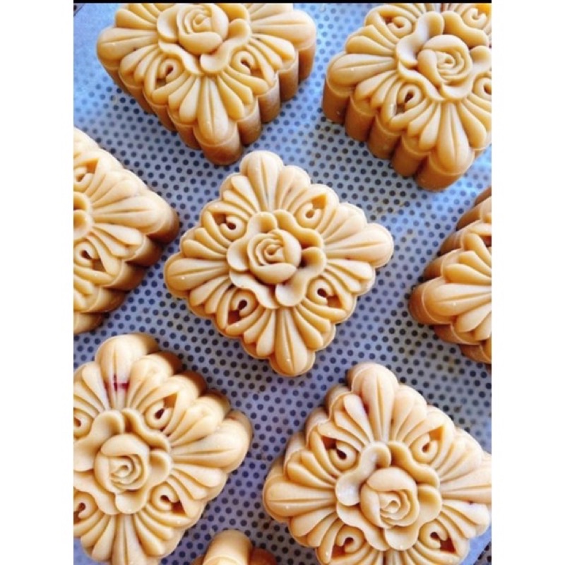 Khuôn trung thu Vuông Hoa Nổi 200gr