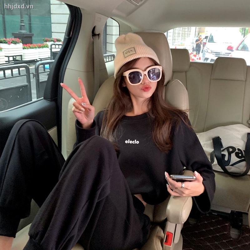 Bộ áo sweater in chữ + quần lưng cao xẻ tà thời trang mùa thu hàng mới dành cho bạn nữ 2021 | BigBuy360 - bigbuy360.vn