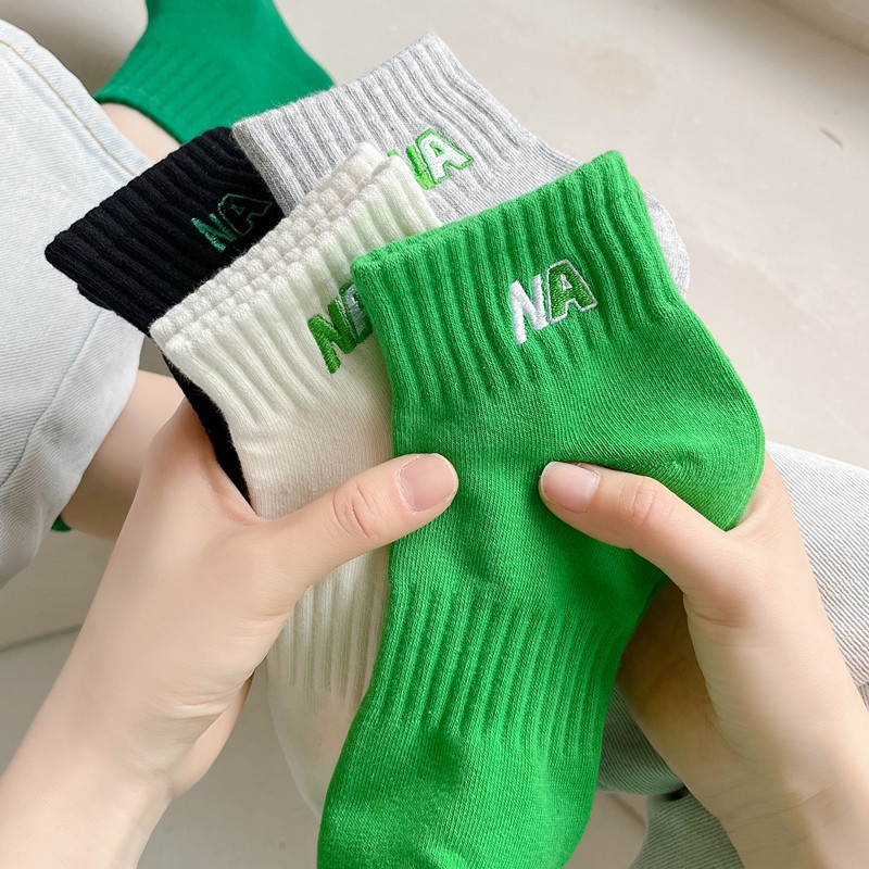 1 Đôi Vớ Thể Thao Bằng Vải cotton Màu Xanh Lá Cây Phong Cách Nhật Bản Dành Cho Nữ