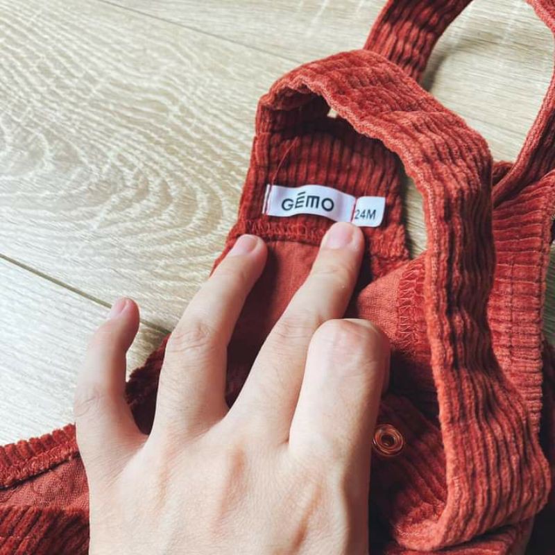 Yếm Gemo nhung tăm 2 màu dư xịn cho bé gái