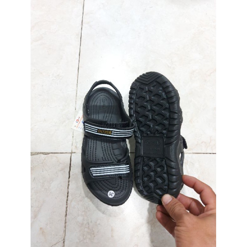 Sandal nhựa siêu nhẹ DUWA DH034-1 thời trang