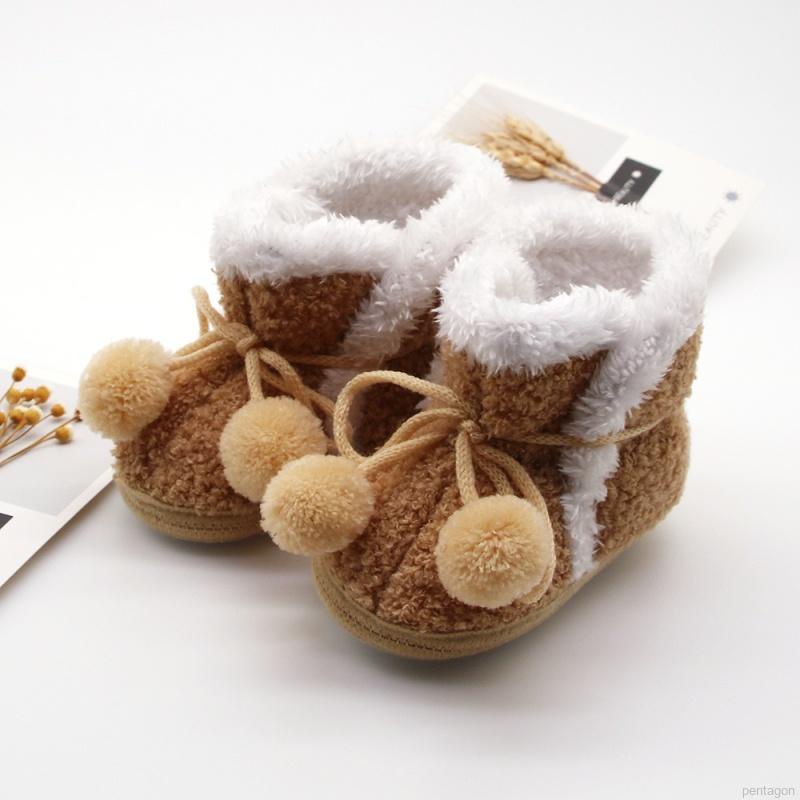 Giày bốt đế mềm giữ ấm mùa đông cho bé