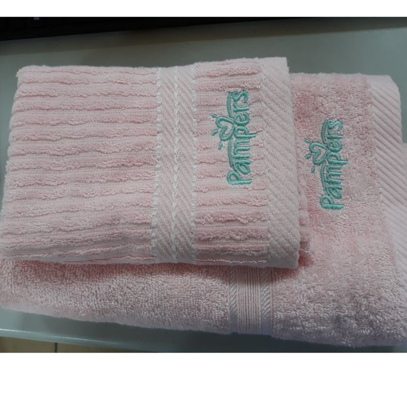 Bộ 2 khăn mặt cotton thêu logo pampers màu hồng