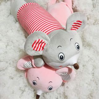 Gối ôm Chuột mềm mịn dài 1m