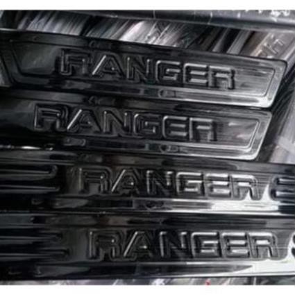 Bộ Ốp Bậc Cửa, Trong Ngoài Xe Ford Ranger 2016-2020, chất liệu Titan - tặng kèm keo trợ dính - D-Shop