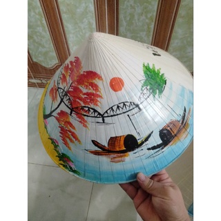Sỉ nón lá vẽ tranh