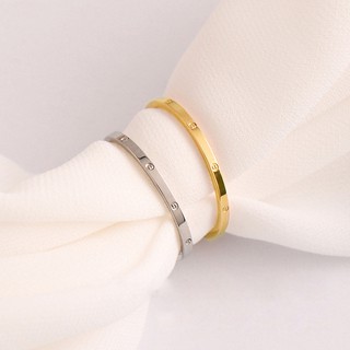 Nhẫn Teapear Đơn Giản Khắc Họa Tiết