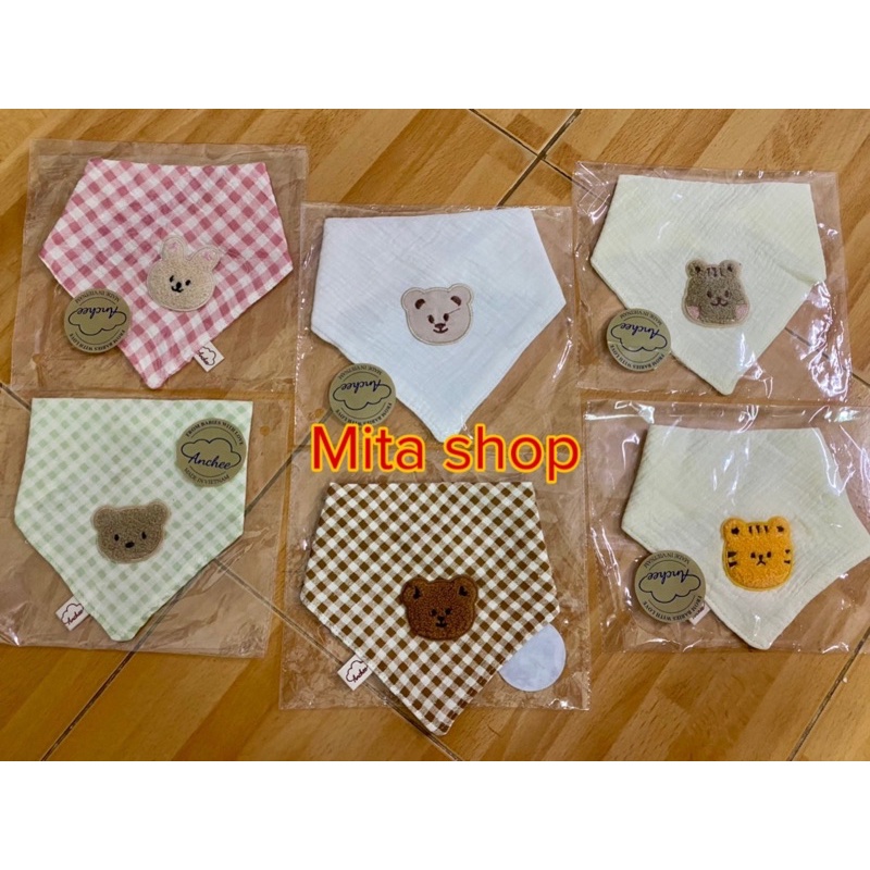 Yếm xô muslin cho bé thêu hình gấu brown dễ thương - khăn yếm tam giác có cúc bấm organic