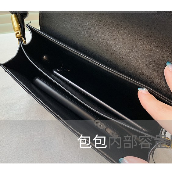 Túi kẹp nách baguette phong cách kiểu Pháp 2021 dây tròn da trơn cao cấp size 24 | BigBuy360 - bigbuy360.vn