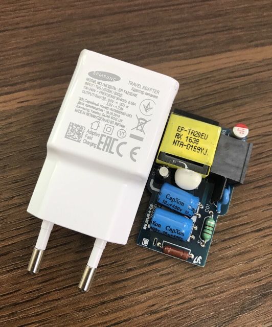 Củ sạc samsung 5V-2A chính hãng bóc máy