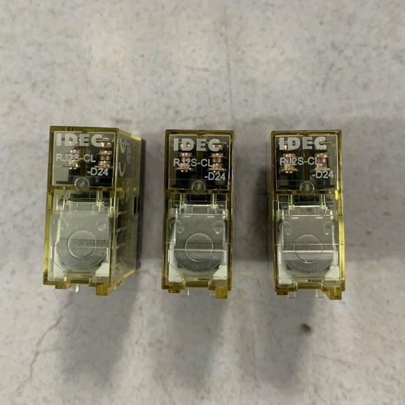 Rơle trung gian IDEC 8 chân loại mỏng RJ2S-CL-D24 + Đế