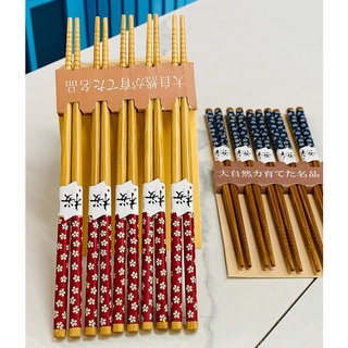 Set 5 đôi đũa tre hoa văn của Nhật