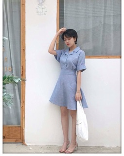 Đầm sơ mi cổ vest form xoè