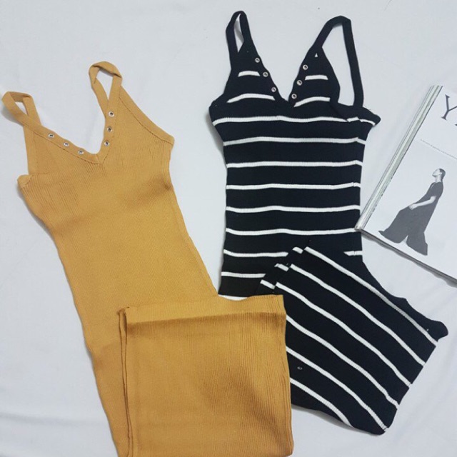 Đầm body cổ v