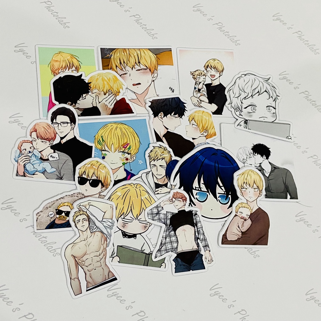 Hình dán Manhwa Love Is Illustrations