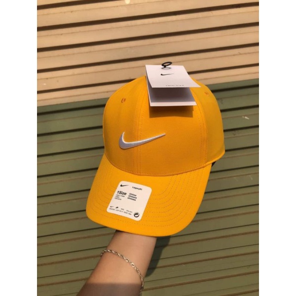 Nón nike vàng Legcy chuẩn Auth