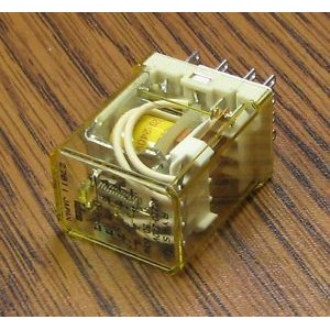 Rơle Trung Gian IDEC_ 12VDC, 24VDC, 220V-240VAC./ 8 CHÂN BÉ 8 CHÂN TO 14 CHÂN