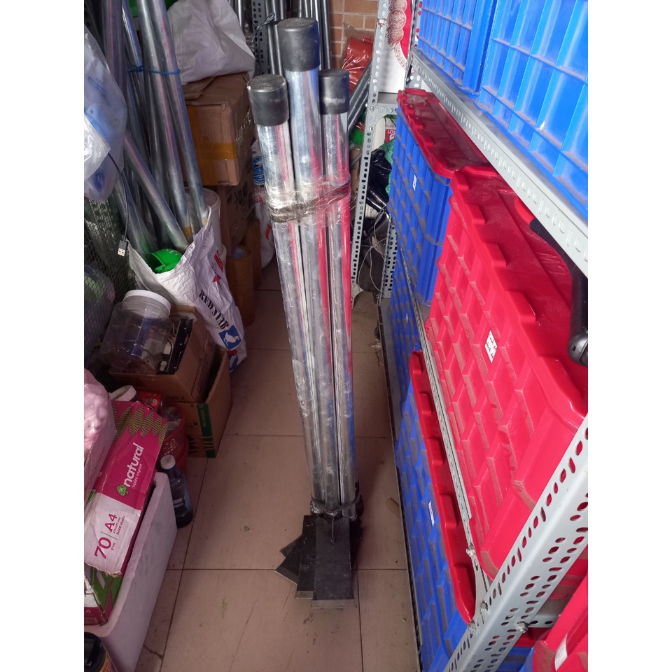 Cuốc nhíp xe cán bằng sắt