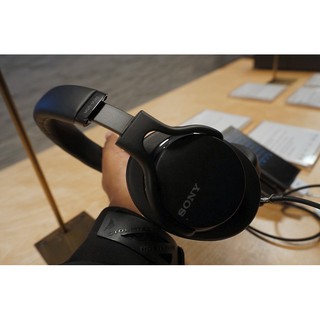 Tai nghe Sony MDR-1AM2