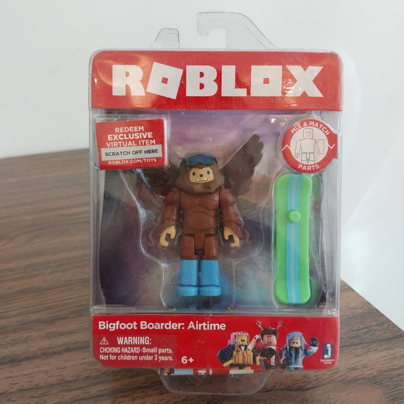 Roblox Toy Box Hộp Lẻ Chính Hãng Có Code