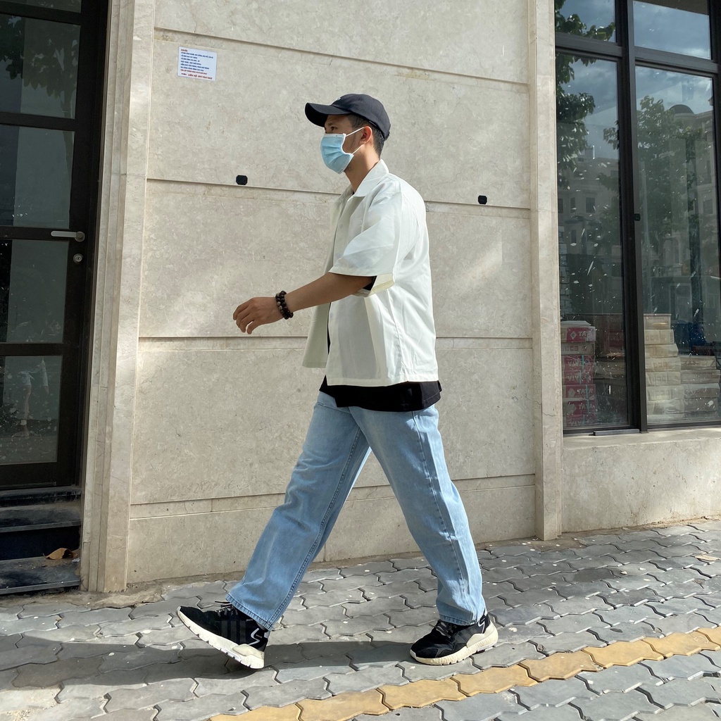 Quần jean nam ống rộng baggy DATINO màu Light Blue chất jean dày dặn cực kì bền màu, giặt tay giặt máy đều được