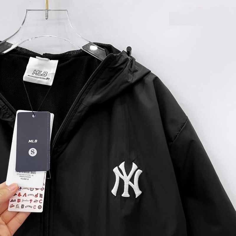 Bộ Gió MLB Nữ Mũ 3 Màu Xuất Dư