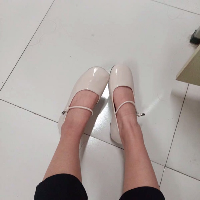 Giày Búp Bê Mũi Tròn Lorita, Quai Ngang Mảnh, Sẵn Trắng Đen, Giày Búp Bê Nữ Đế Bằng( Ảnh Thật) | BigBuy360 - bigbuy360.vn