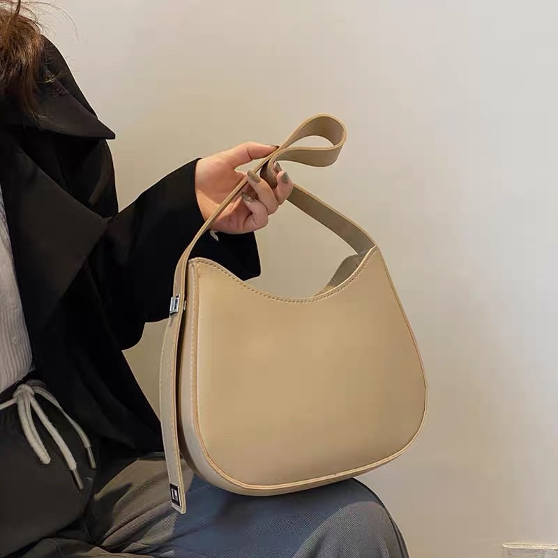 Túi đeo vai da PU trơn thời trang bốn màu kích thước 26*8*22