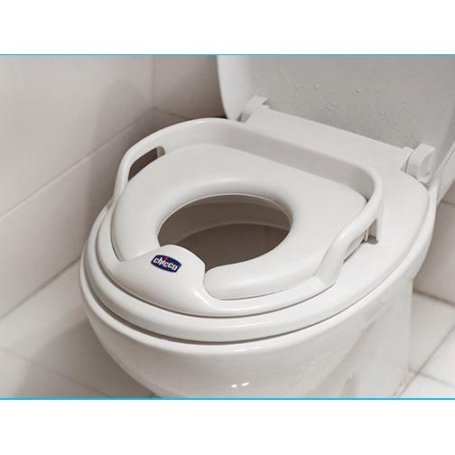 [Bé thích] Bệ ngồi toilet chicco thu nhỏ cho bé có lót bồn cầu chống lạnh giúp bé không còn ngần ngại mỗi khi đi vệ sinh