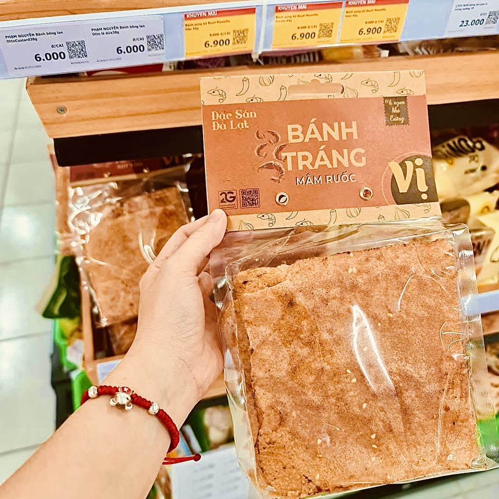 Combo 6 gói (125g) bánh tráng mắm ruốc nhà Vị- bánh tráng ngon, thơm giòn tan | BigBuy360 - bigbuy360.vn