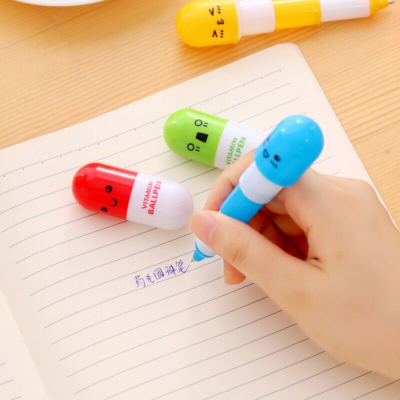 Set 2 Bút Bi Mực Xanh Ngòi 0.5mm Hình Viên Thuốc Đáng Yêu