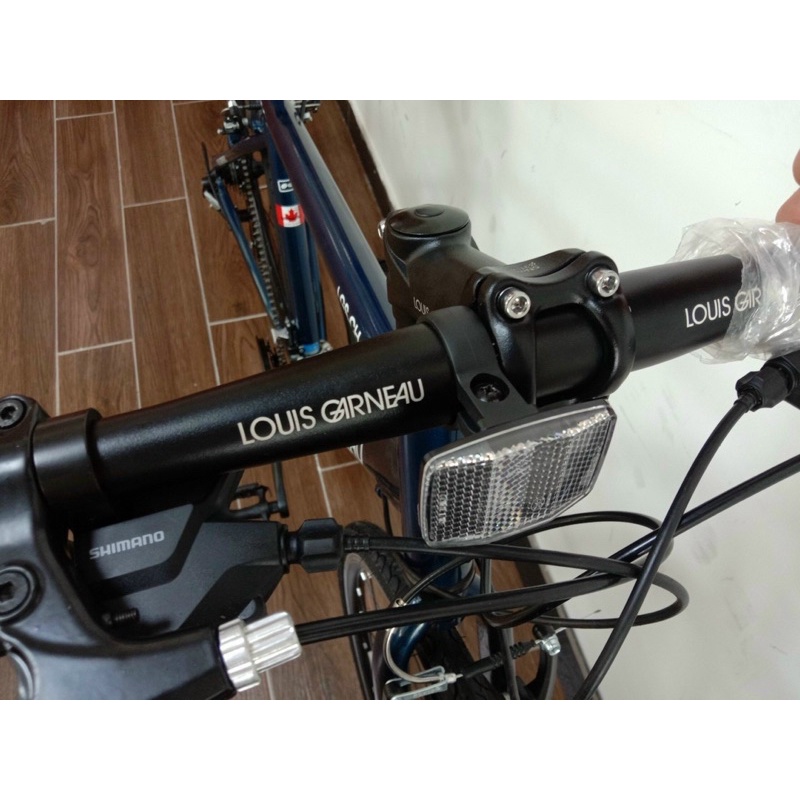 Xe đạo thể thao Louis garneau LGS CH 2021 touring.