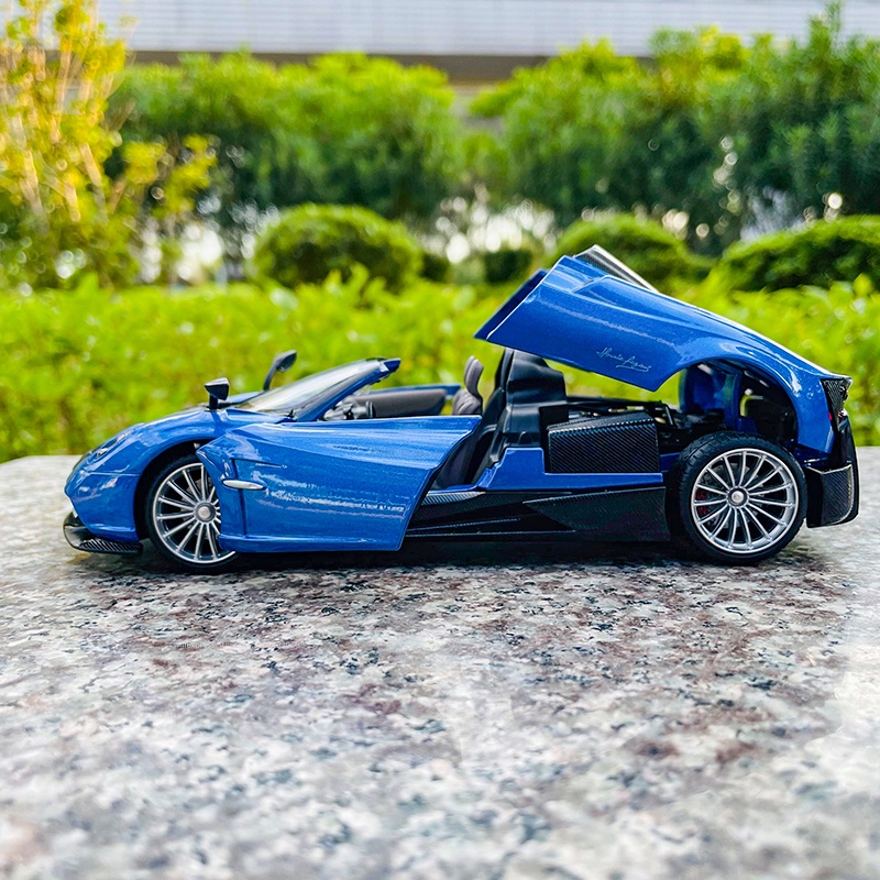 Xe mô hình Pagani Huayra Roadster 1:24 MSZ