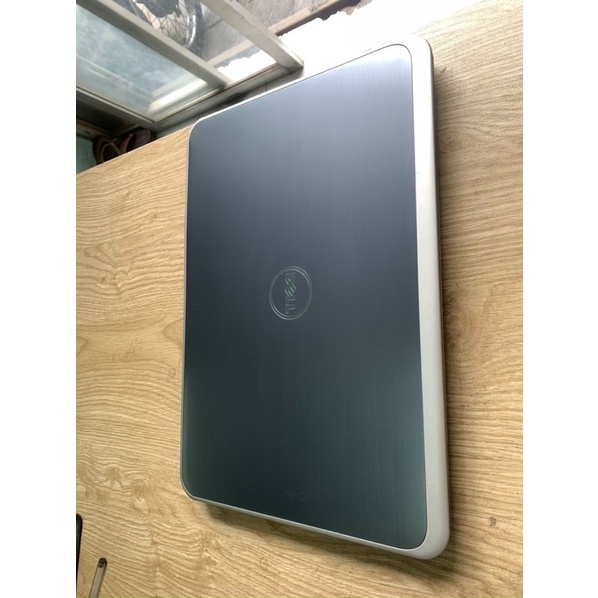 Laptop Dell vỏ nhôm 5537 core i5-4200u ram 4gb vga | BigBuy360 - bigbuy360.vn